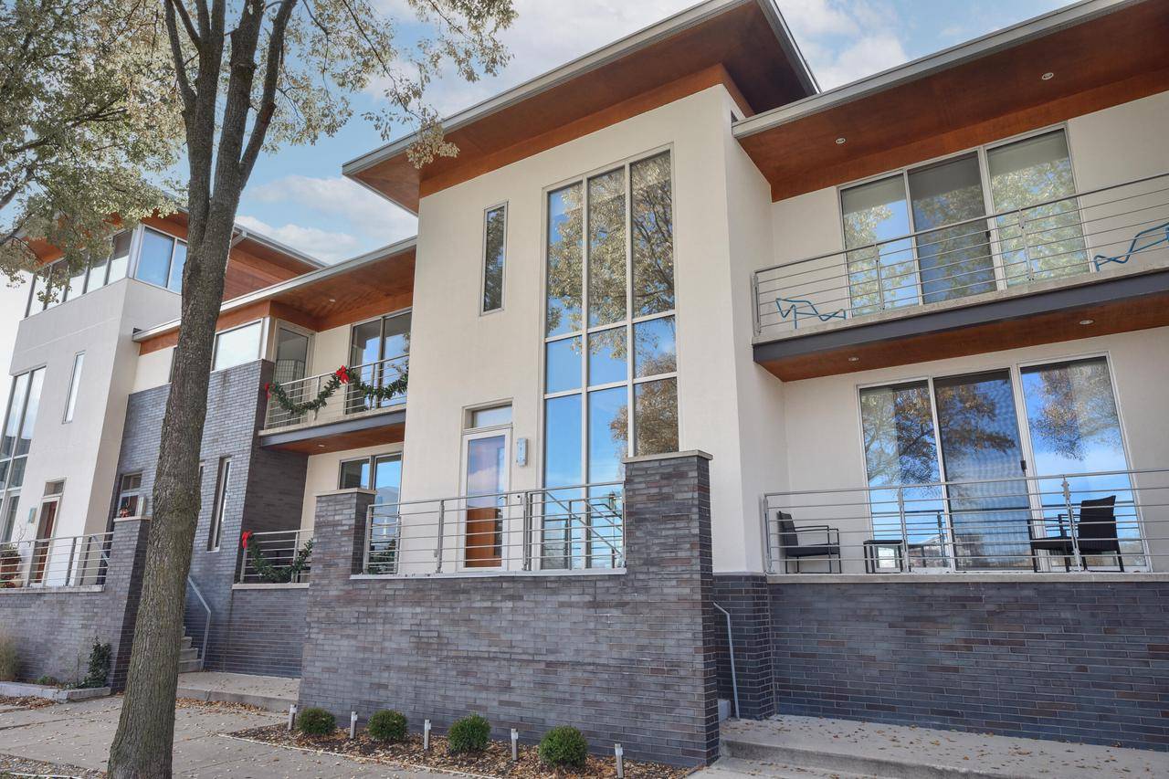 Milwaukee, WI 53212,1923 N Pierce STREET