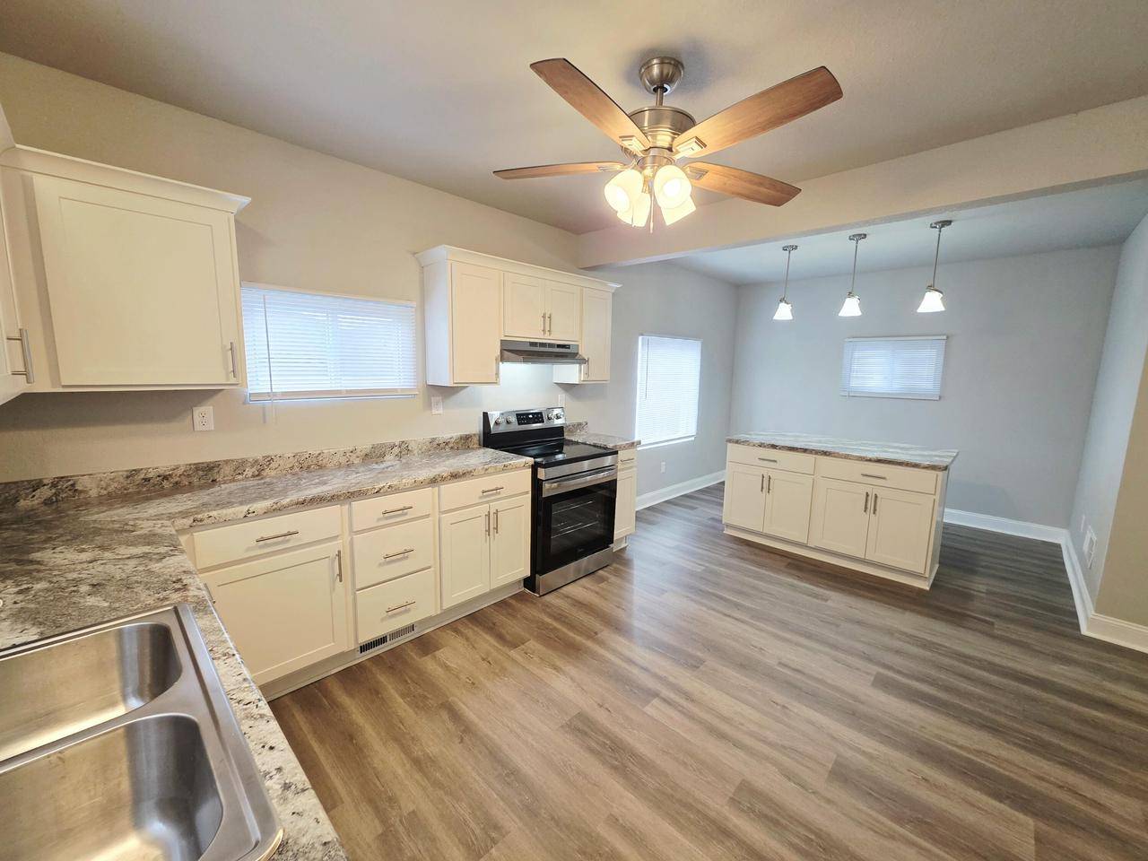 Milwaukee, WI 53209,4668 N 28th STREET