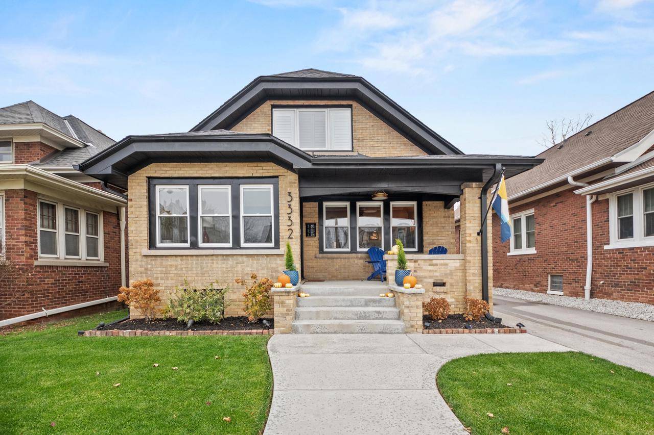 Milwaukee, WI 53207,3332 S Kinnickinnic AVENUE