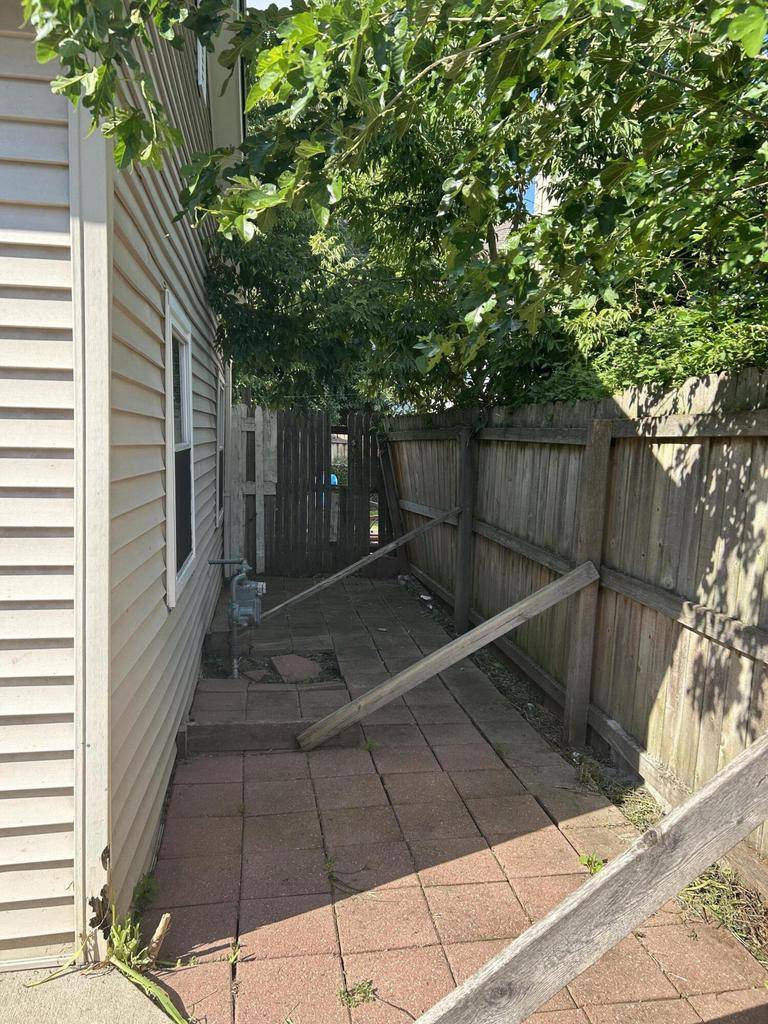 Milwaukee, WI 53204,1721 S 3rd STREET #A