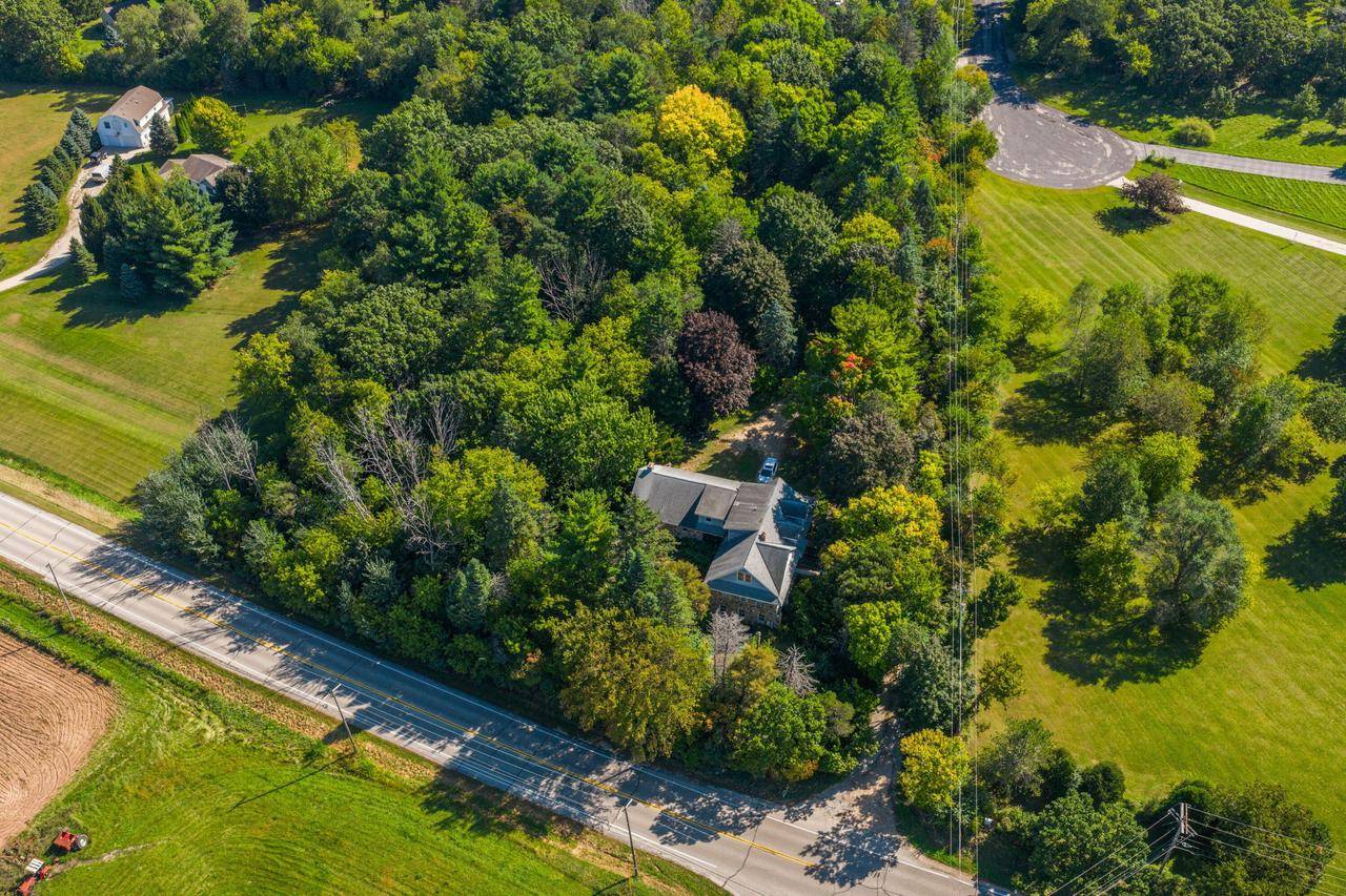 Mukwonago, WI 53149,W330S7098 County Road E