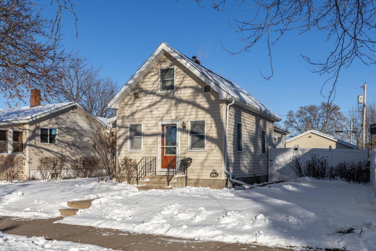La Crosse, WI 54601,1653 Redfield STREET