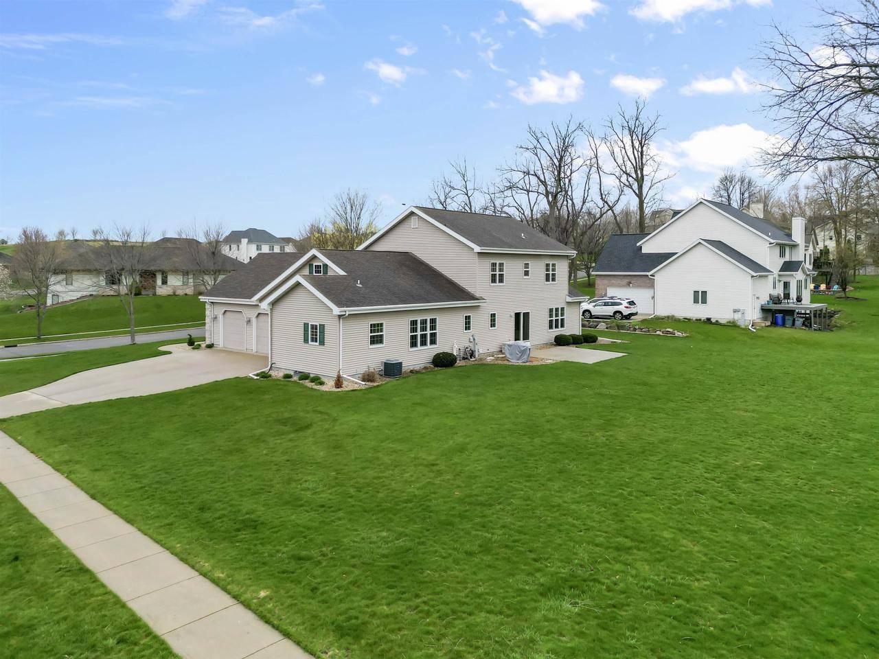 Verona, WI 53593,9102 Eaglewood Drive