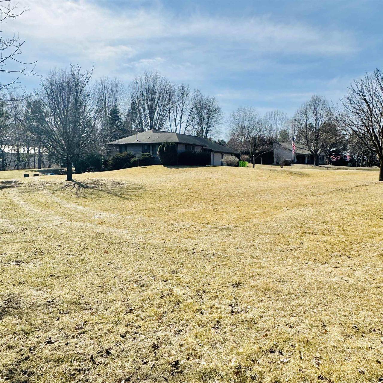Edgerton, WI 53534,42 E Curharken Drive