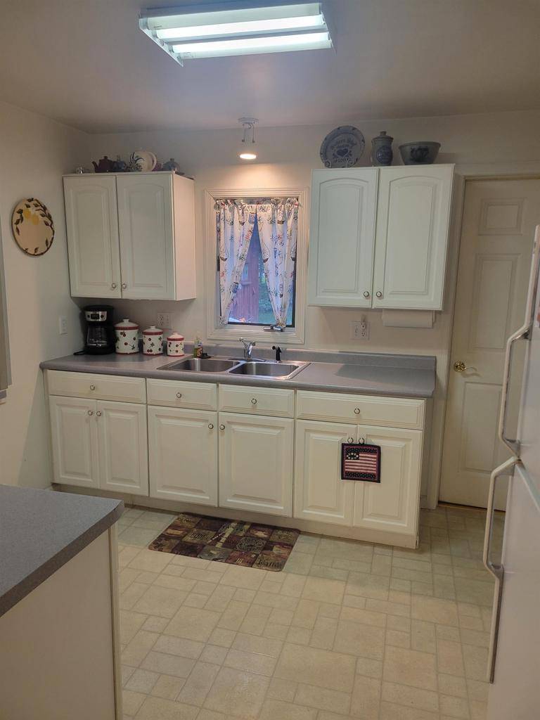 Cambridge, WI 53523,N4521 W Shore place Road