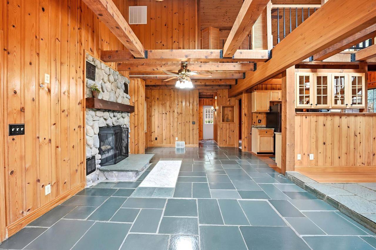 Cambridge, WI 53523,N4535 W Shore Place Road