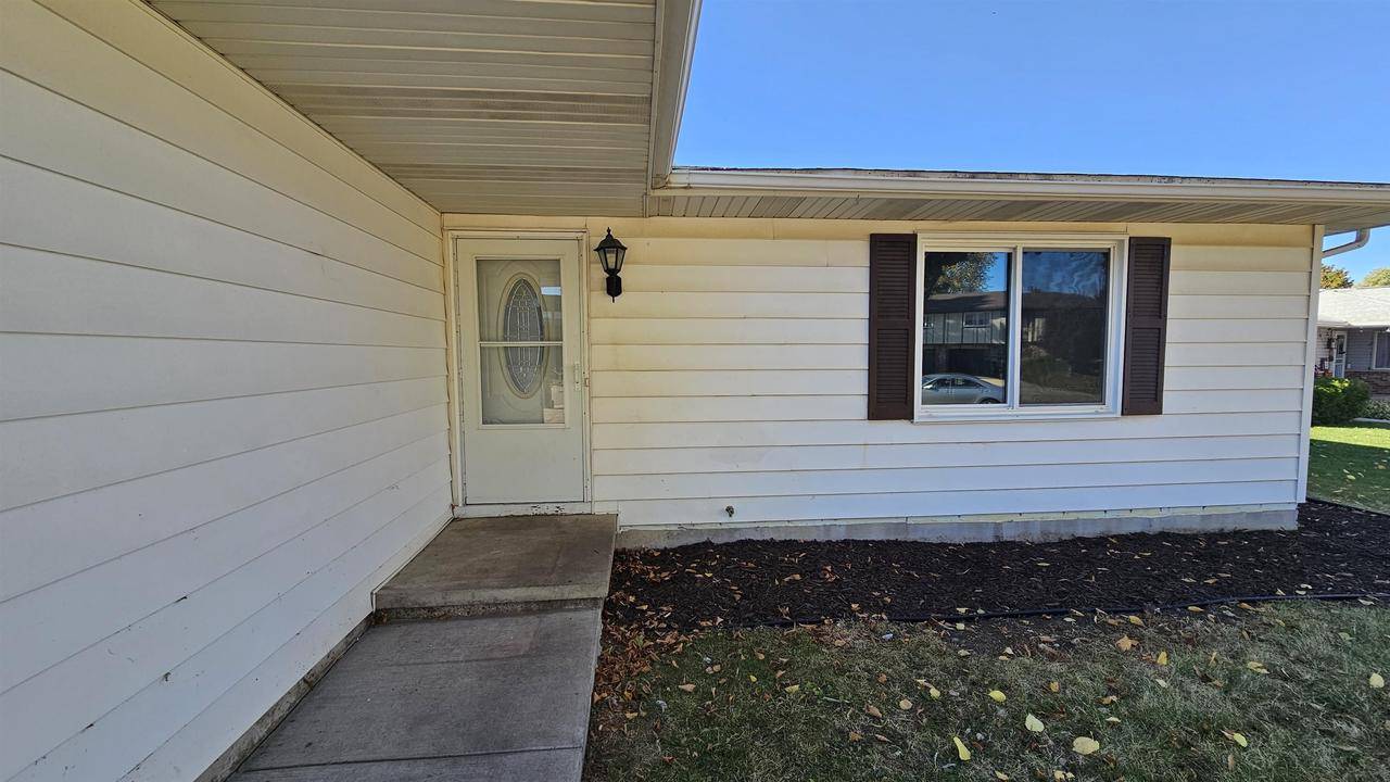 Waunakee, WI 53597,1201 Sausalito Drive