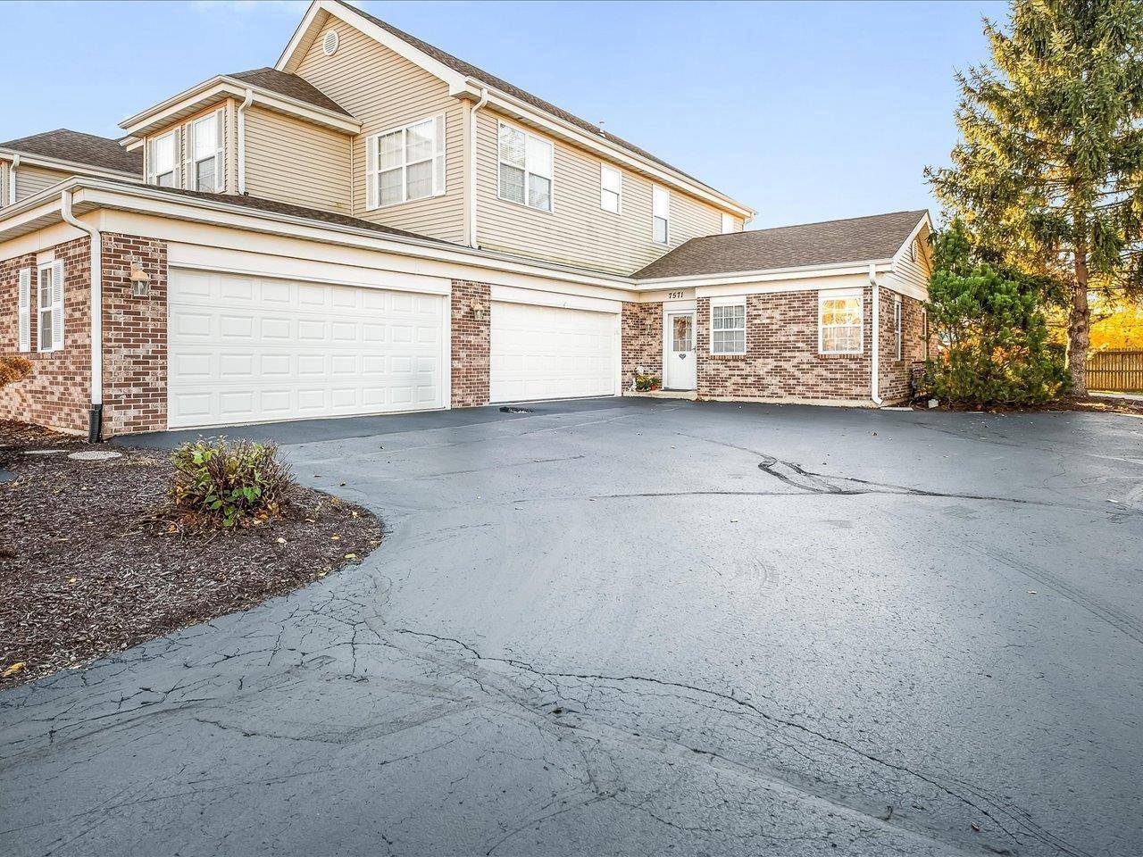 Cherry Valley, IL 61016,7571 Magnolia Street