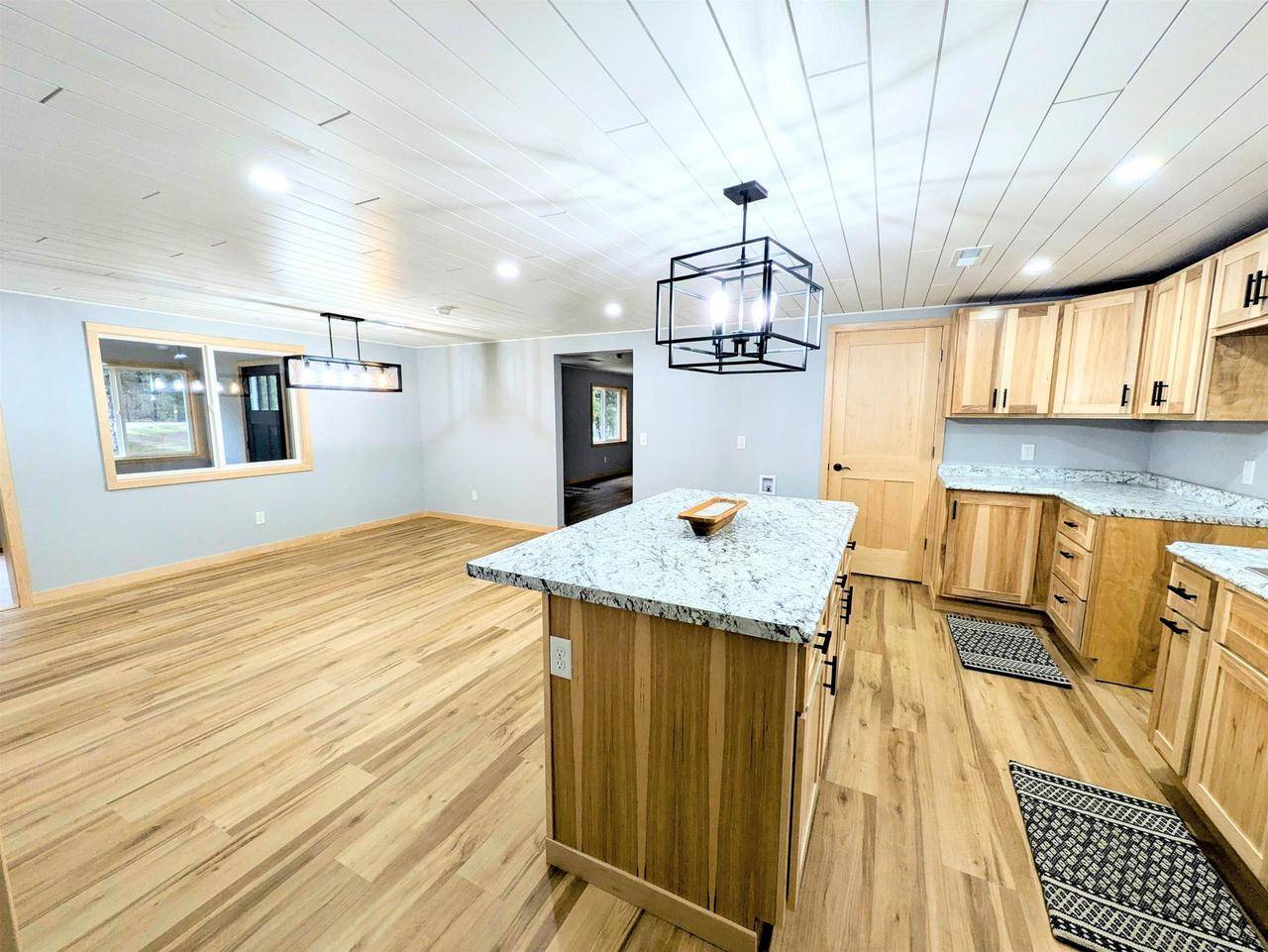 Adams, WI 53910,2009 9th Avenue