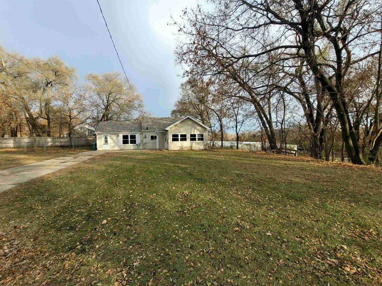 Beloit, WI 53511,1517 Vine Street