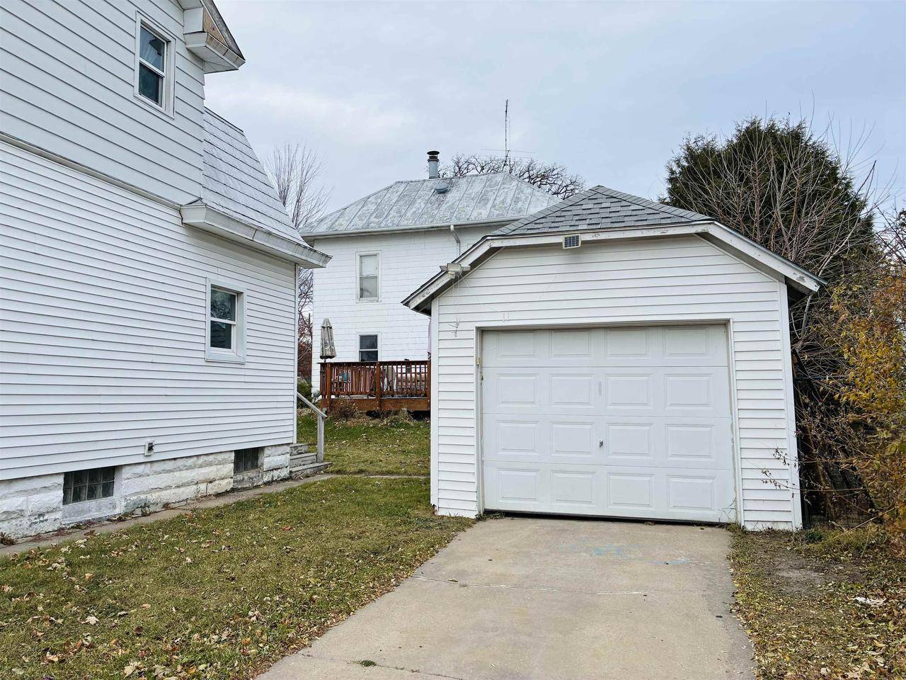 Baraboo, WI 53913,303 3rd Street