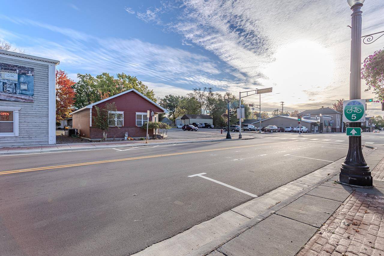 Mosinee, WI 54455,401 MAIN STREET