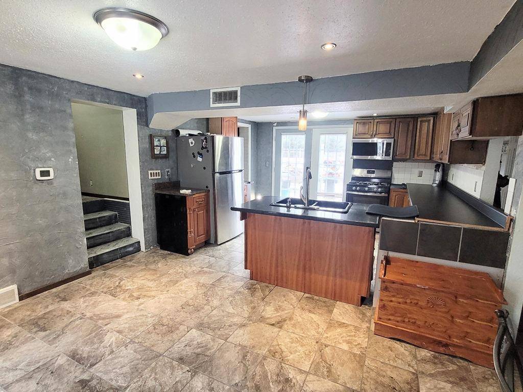 Wausau, WI 54401,152006 SOUTH MOUNTAIN ROAD