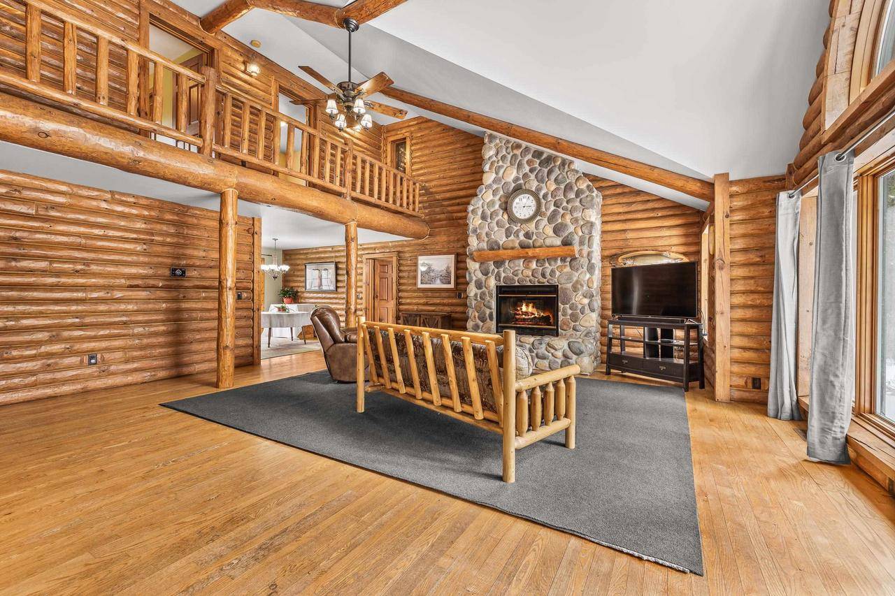 Mosinee, WI 54455,4051 N HAY MEADOW DRIVE