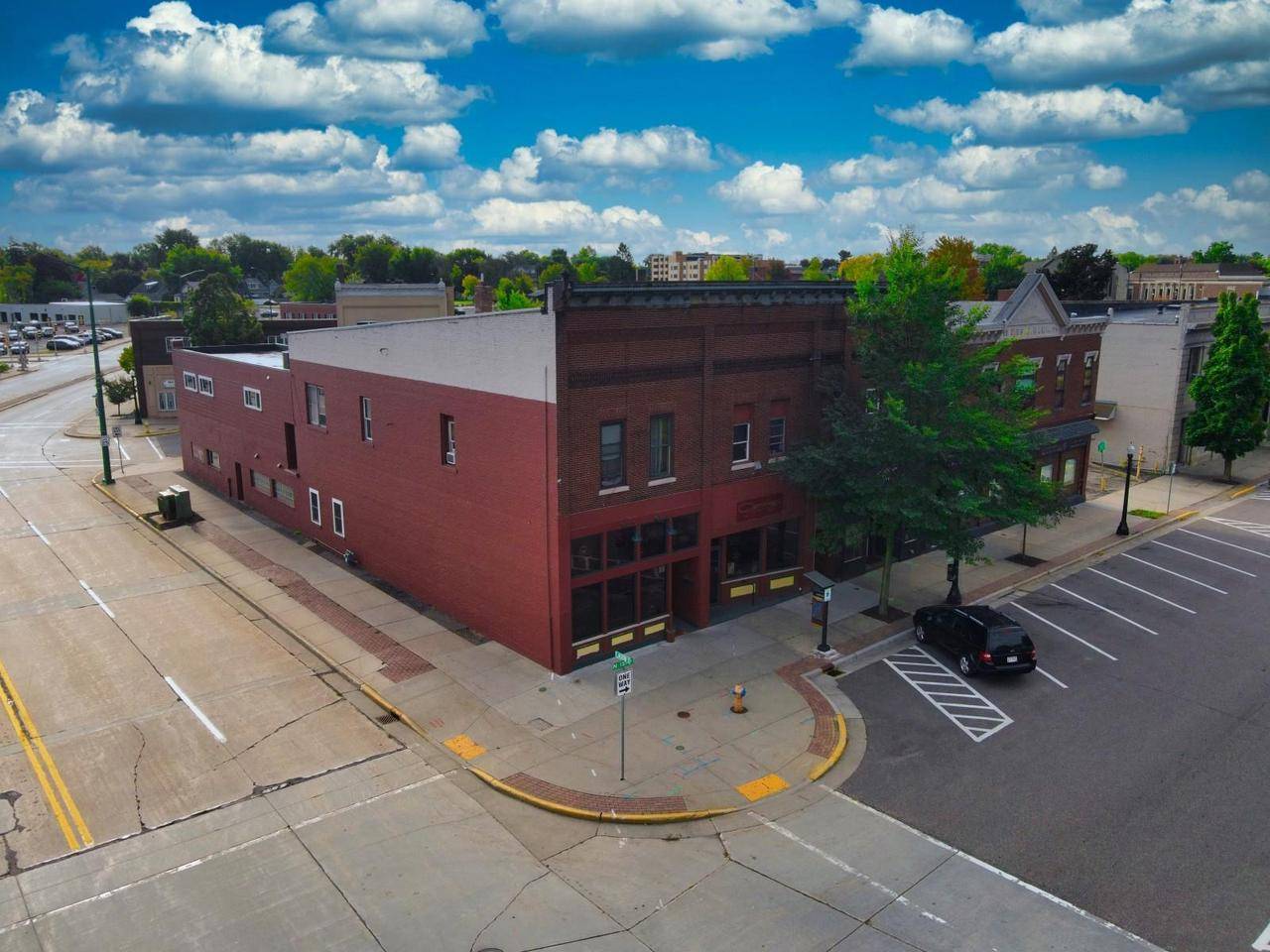 Wisconsin Rapids, WI 54494,210 N 1ST STREET