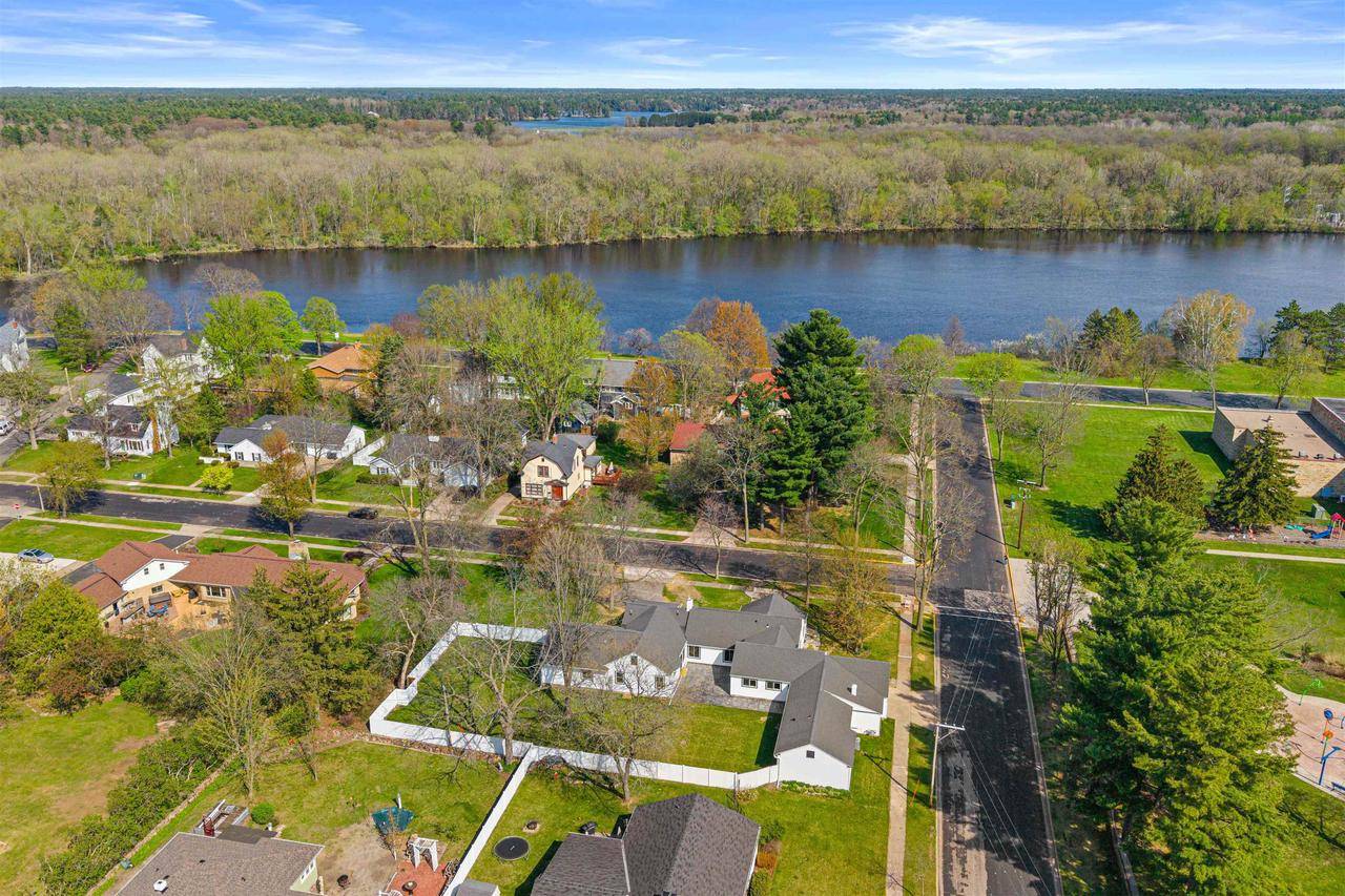 Port Edwards, WI 54469,311 1ST STREET