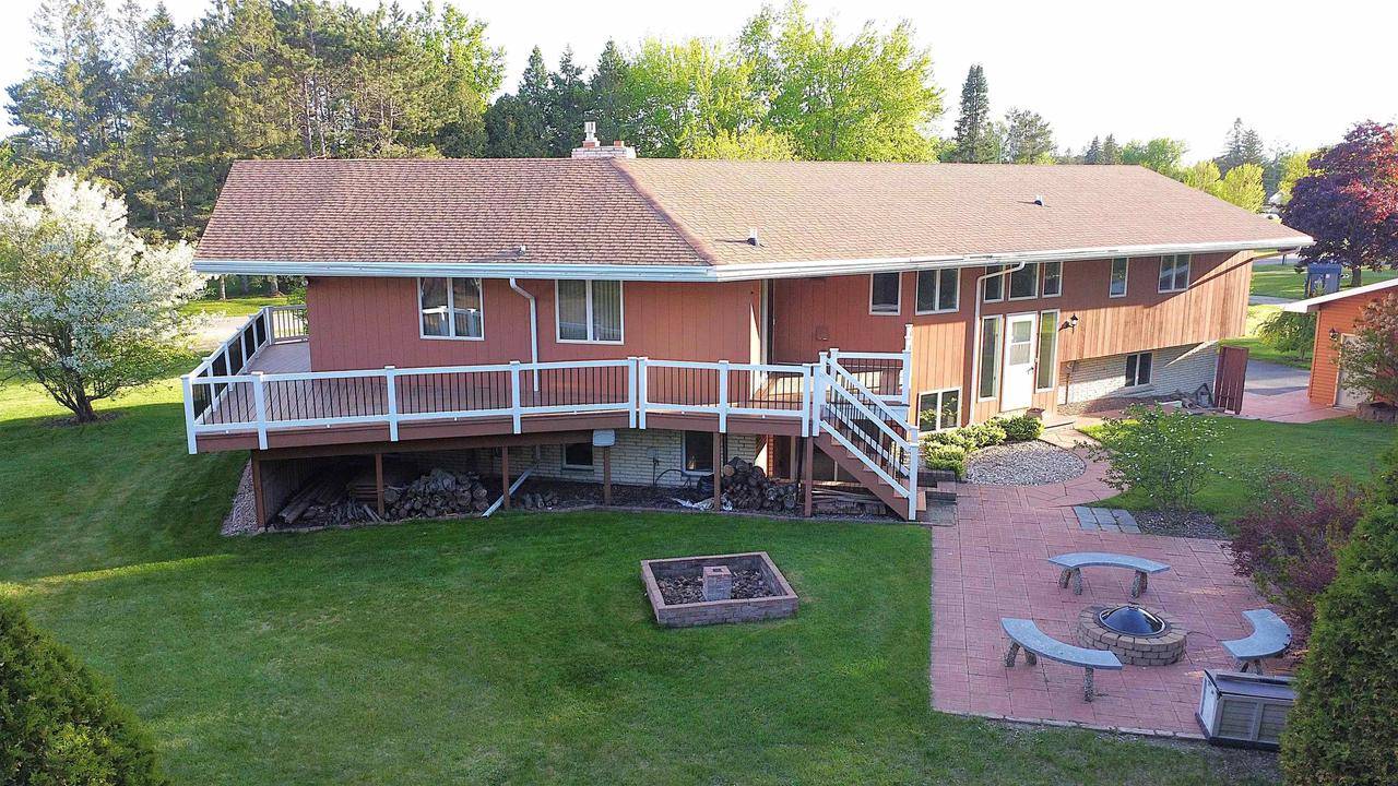 Antigo, WI 54409,826 EASTVIEW DRIVE