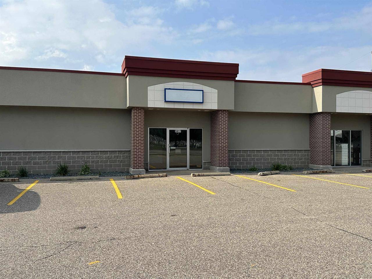 Stevens Point, WI 54481,3417 MAIN STREET