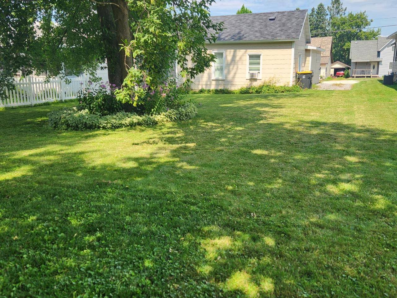 Marshfield, WI 54449,302 W CLEVELAND STREET