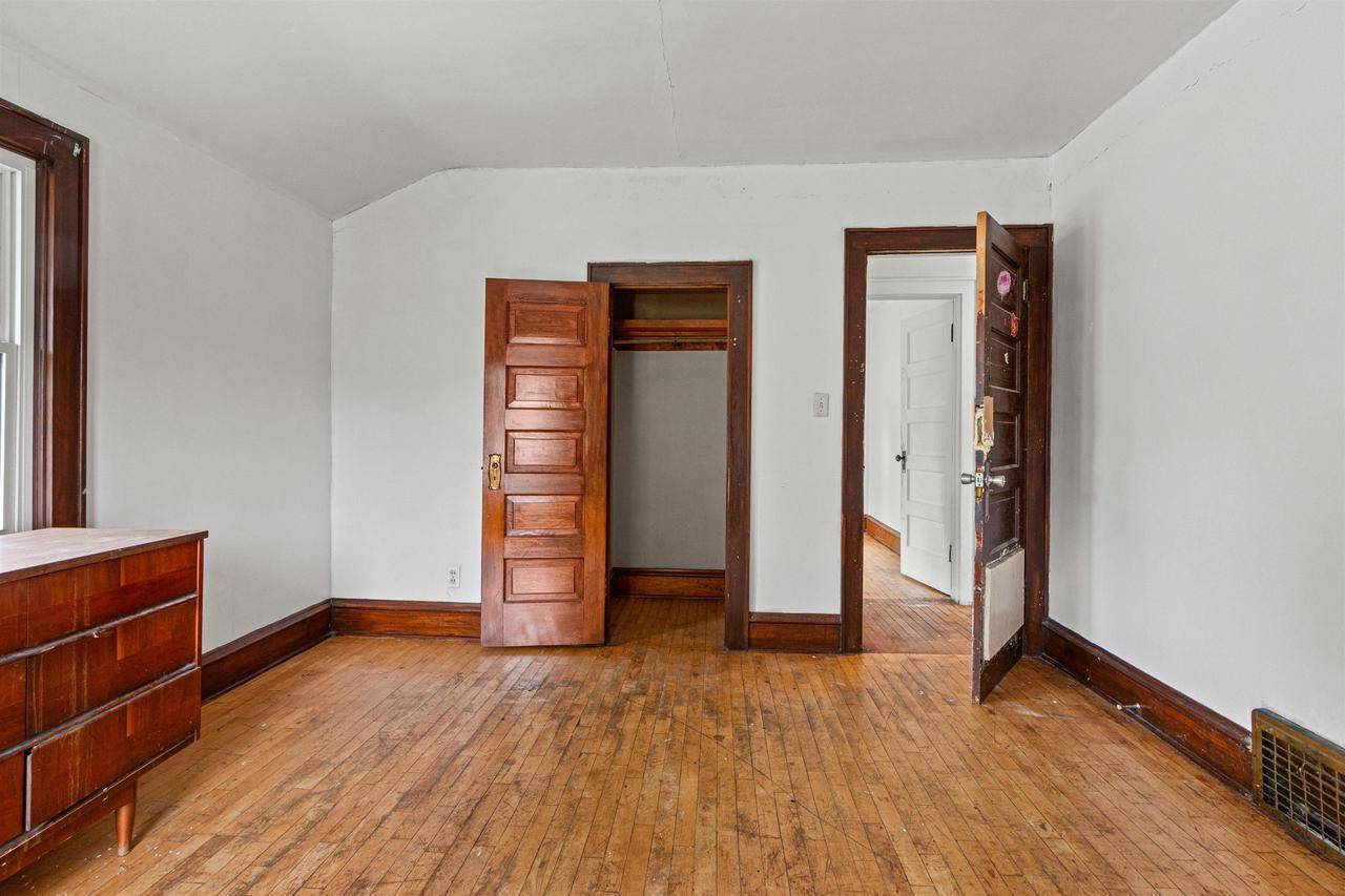 Wisconsin Rapids, WI 54494,940 BAKER STREET