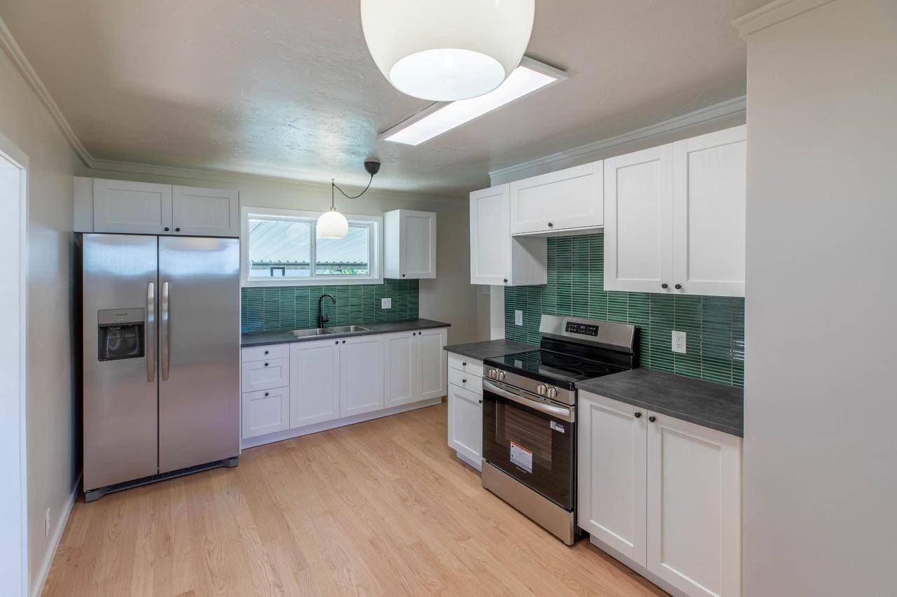 Rhinelander, WI 54501,13 GILBERT STREET