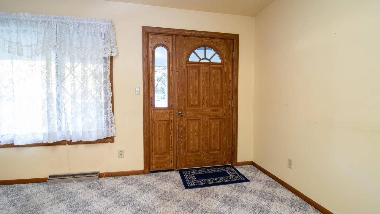 Wausau, WI 54401,210 S 45TH AVENUE