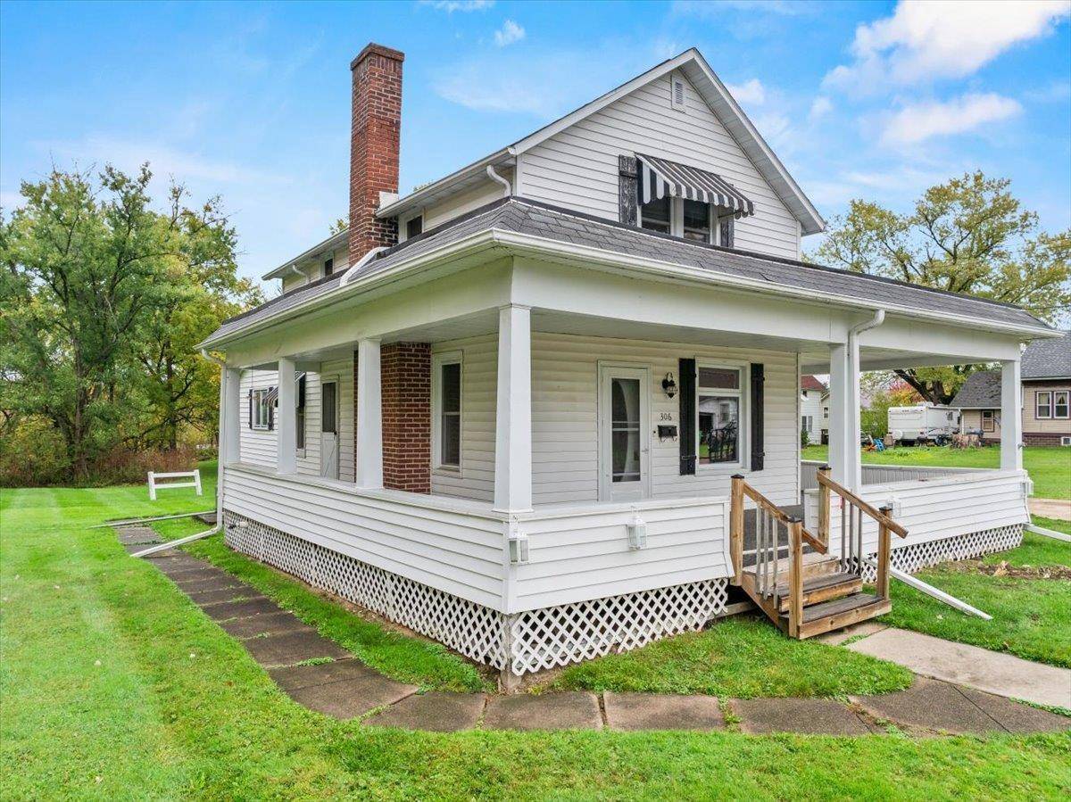 Granton, WI 54436,306 W 3RD STREET