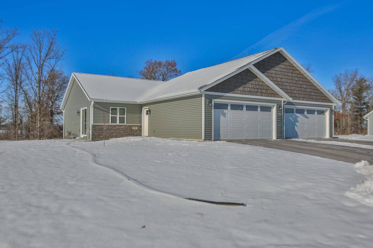 Plover, WI 54467,990 MORNING STAR LANE