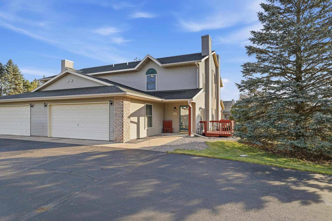 Plover, WI 54467,260 WHITE OAK AVENUE