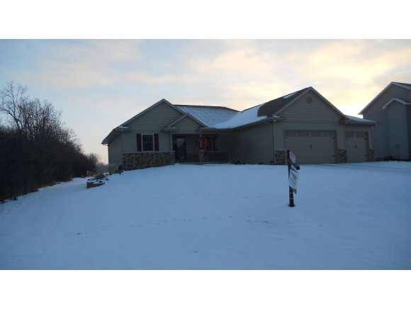 Neenah, WI 54956,467 DALTON RD