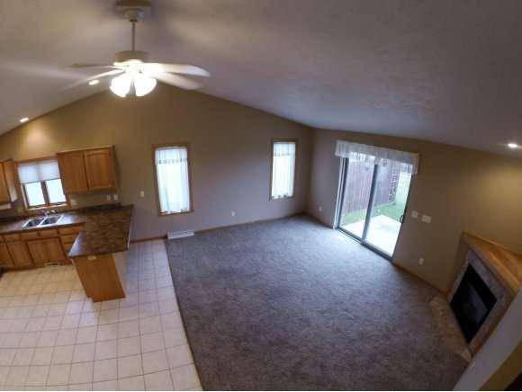 Little Chute, WI 54140,422 W ELM DR