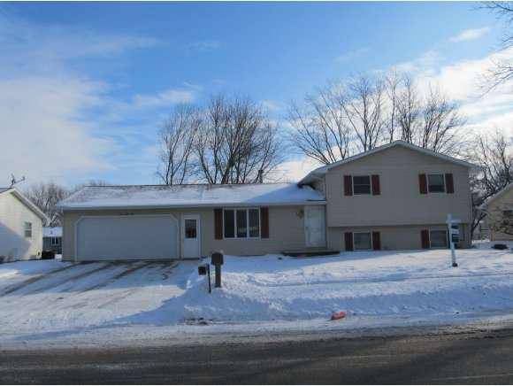 Little Chute, WI 54140,152 W GREENFIELD DR