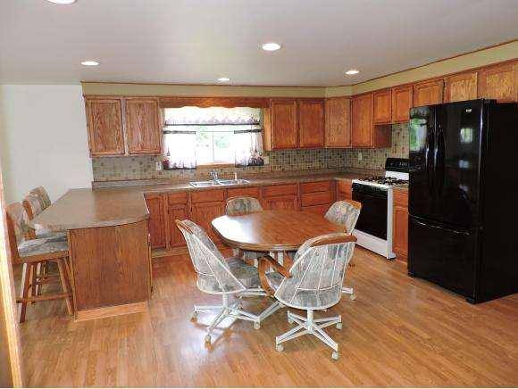 Waukau, WI 54980,7462 MONROE ST