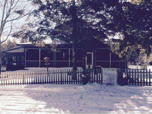 Pickett, WI 54964,784 JAMES RD