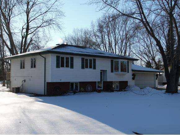 Neenah, WI 54956,1437 DEERWOOD #1437