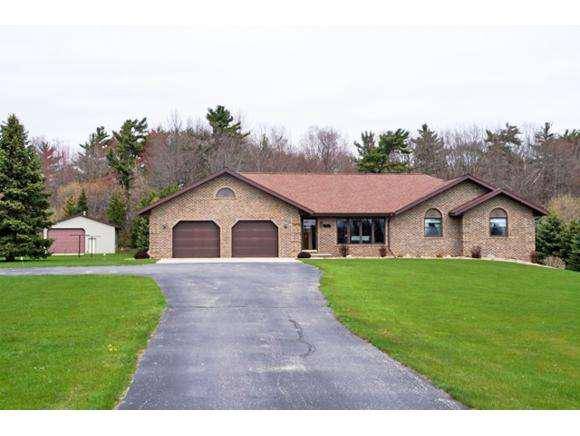 Pulaski, WI 54162,3878 BIG SKY DR #3878