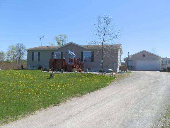 Omro, WI 54963,4490 GINNOW RD