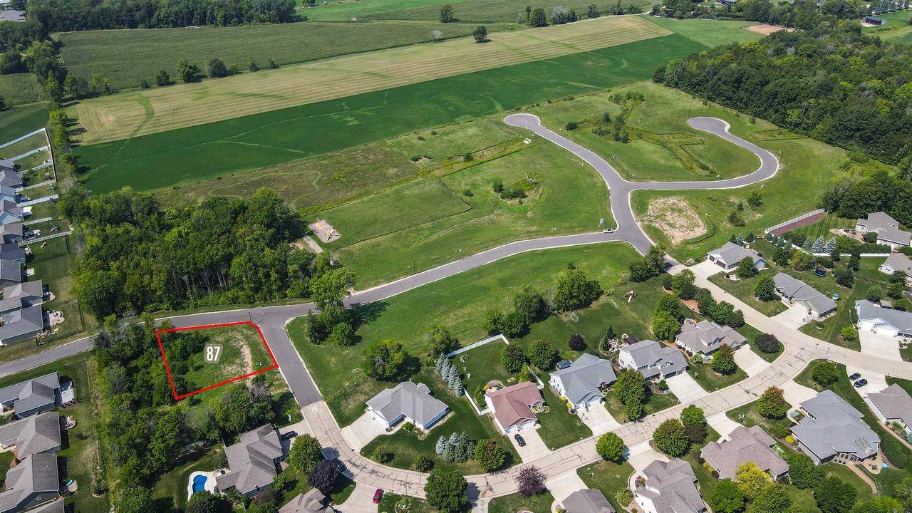 Menasha, WI 54952,LOTUS TRAIL