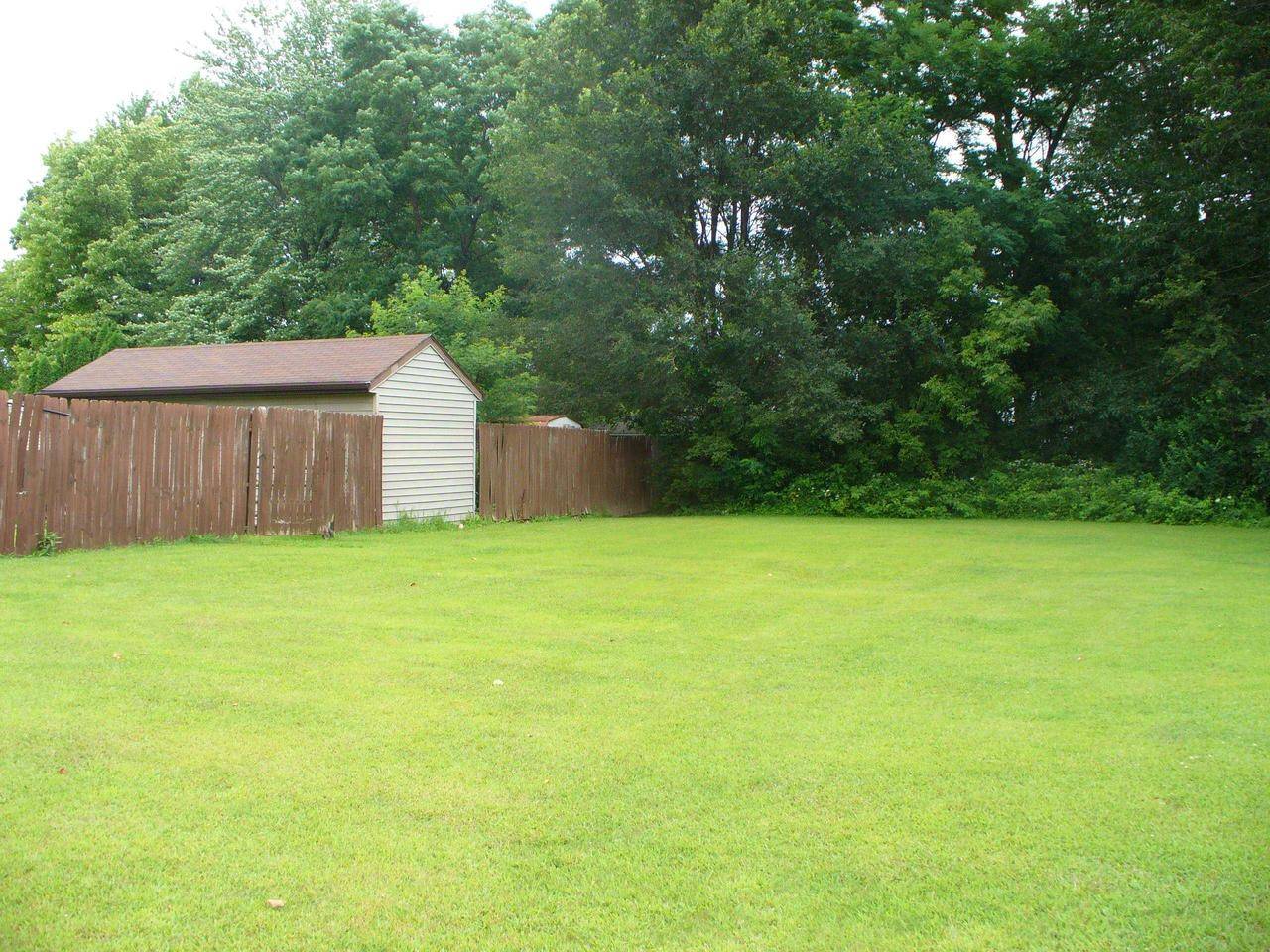 Oneida, WI 54155,915 EDGAR DRIVE