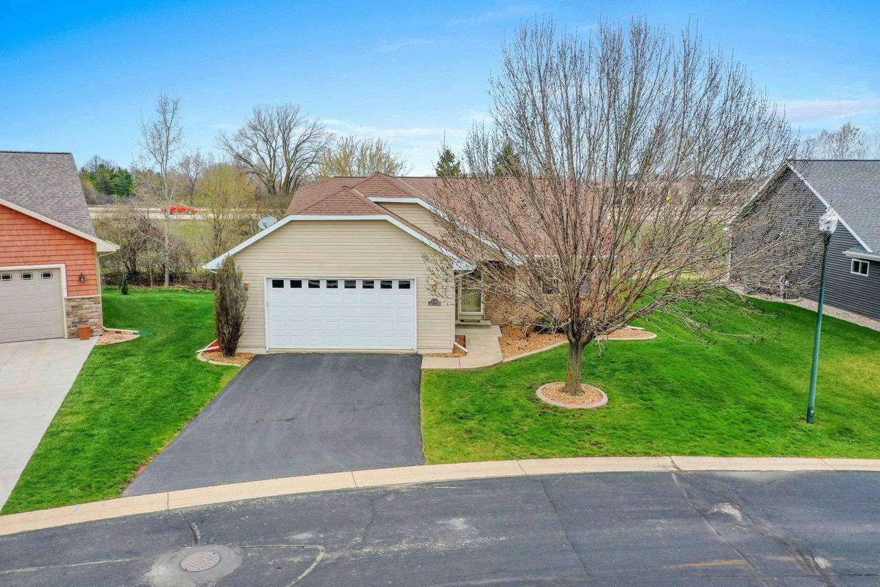 Neenah, WI 54956,1440 WESTCREEK LANE