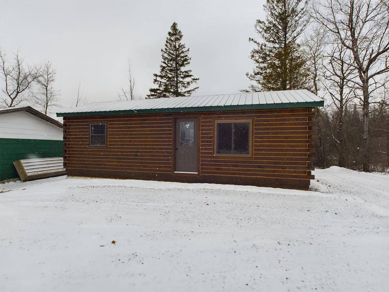 Laona, WI 54541,5111 SPRUCE STREET