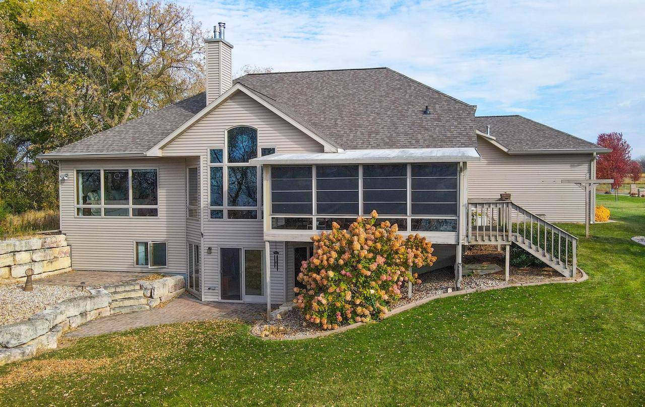 Chilton, WI 53014,535 LAKE BREEZE DRIVE