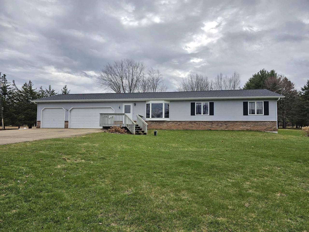 Weyauwega, WI 54983,N3286 EVELYN STREET
