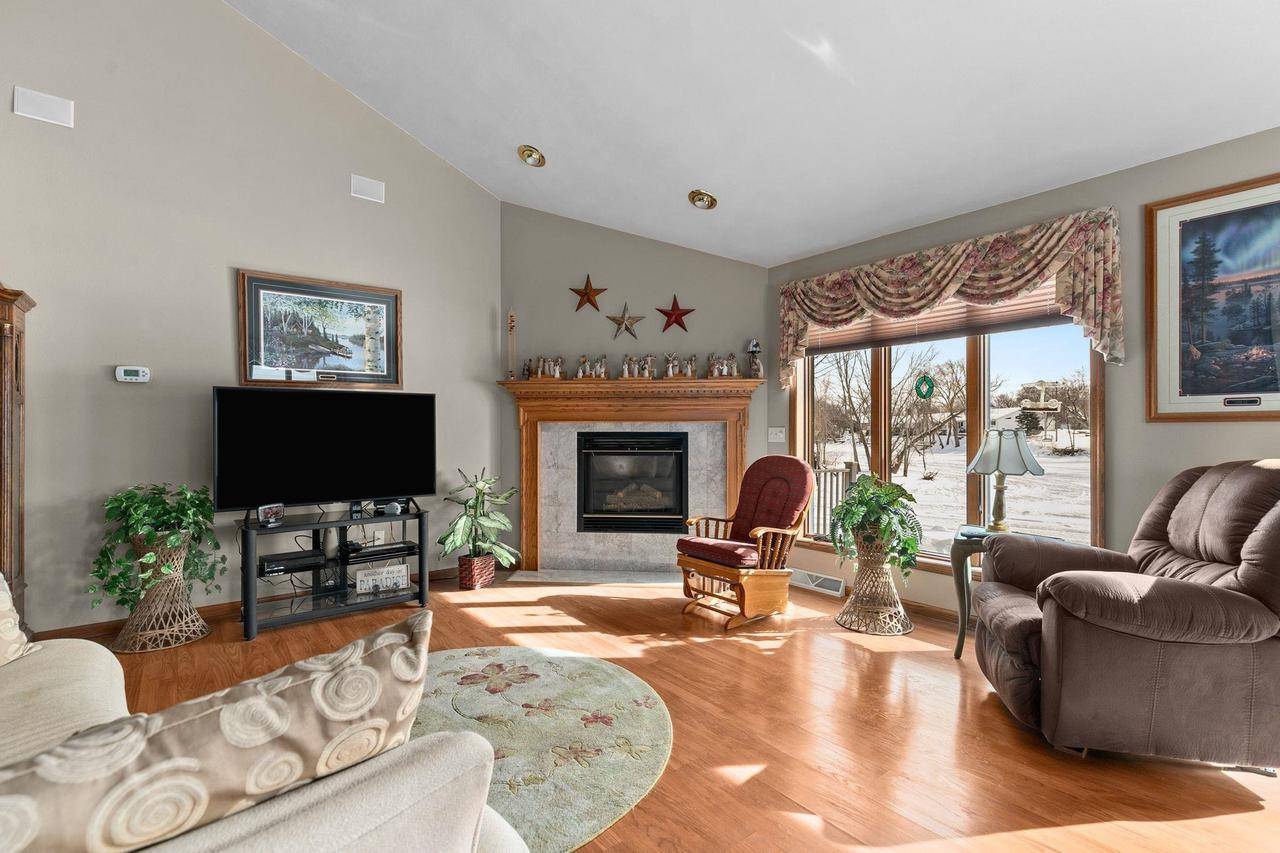 New London, WI 54961,204 E NORTH WATER STREET