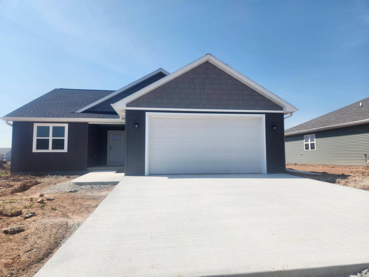 Kaukauna, WI 54130,2031 RED FOX LANE