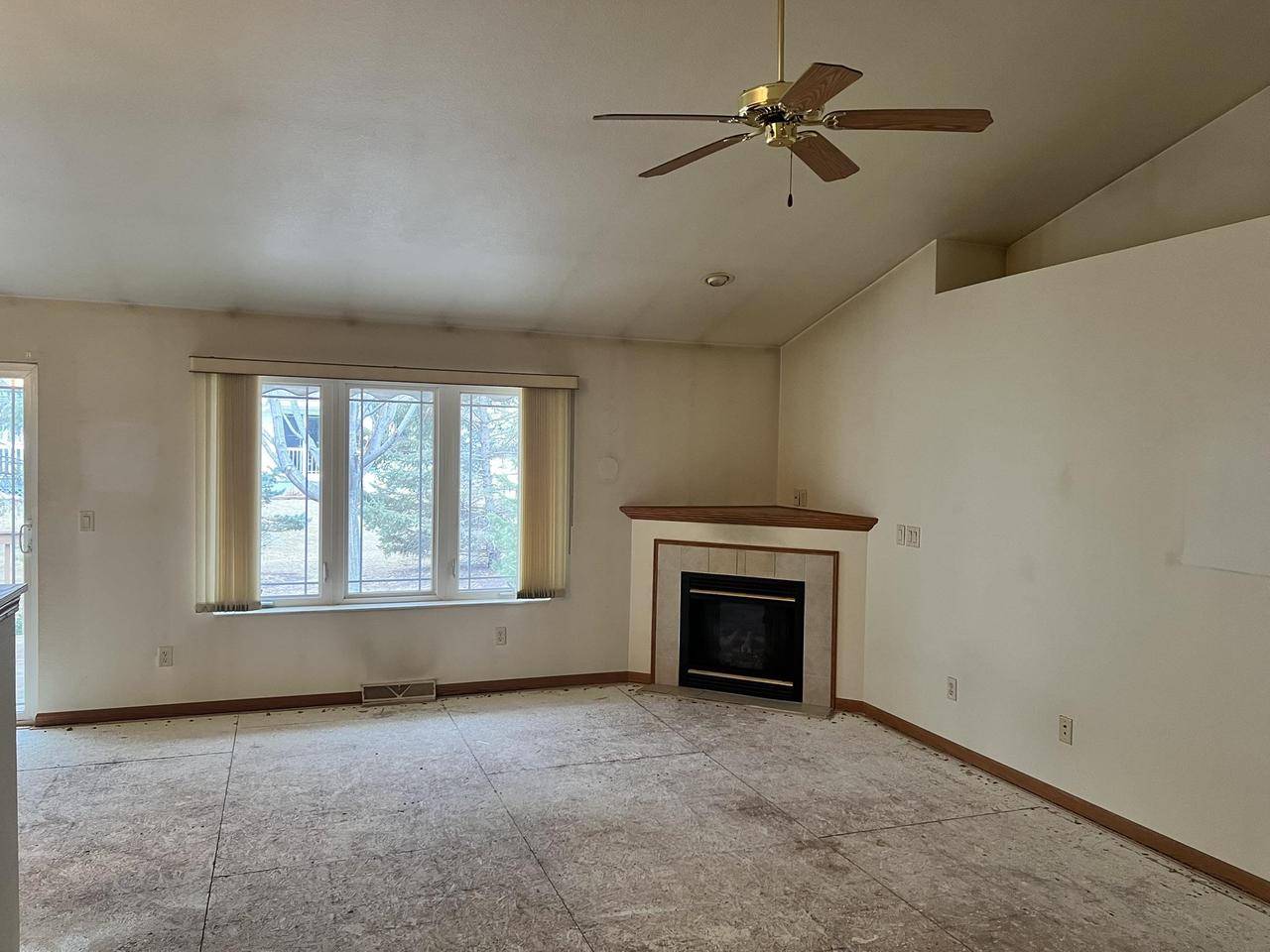 Oshkosh, WI 54904,356 WYLDEWOOD DRIVE #D