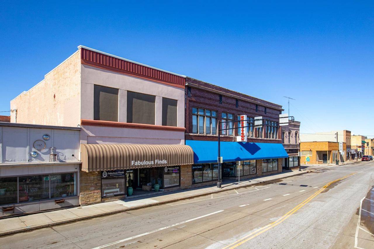 Oshkosh, WI 54902,811 OREGON STREET