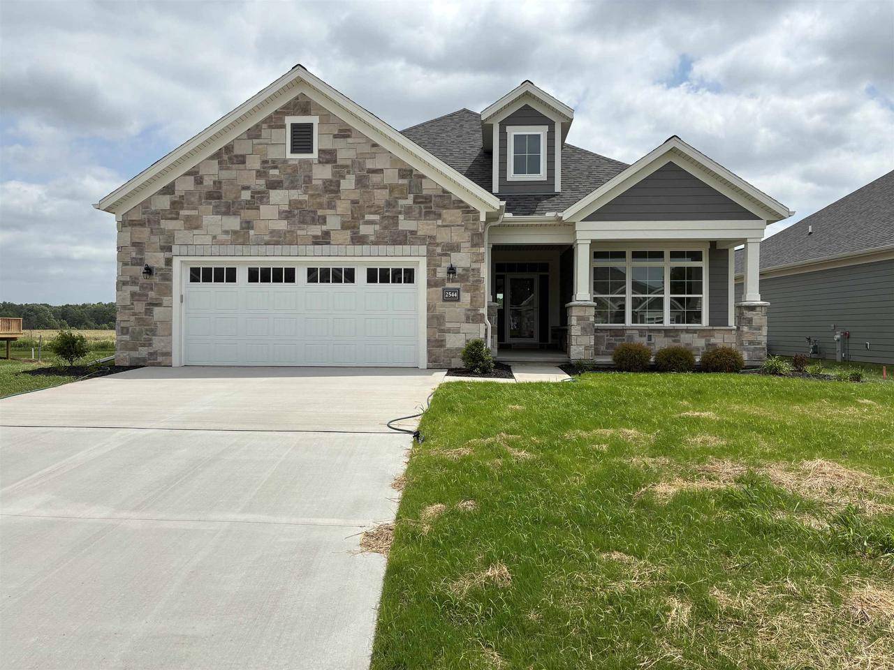 Appleton, WI 54913,2544 E BALDEAGLE DRIVE