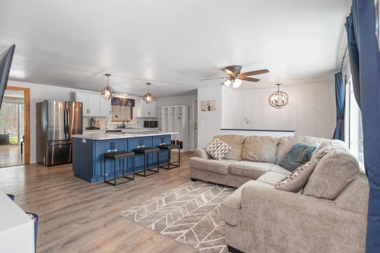 Hobart, WI 54155,327 SUNLITE DRIVE