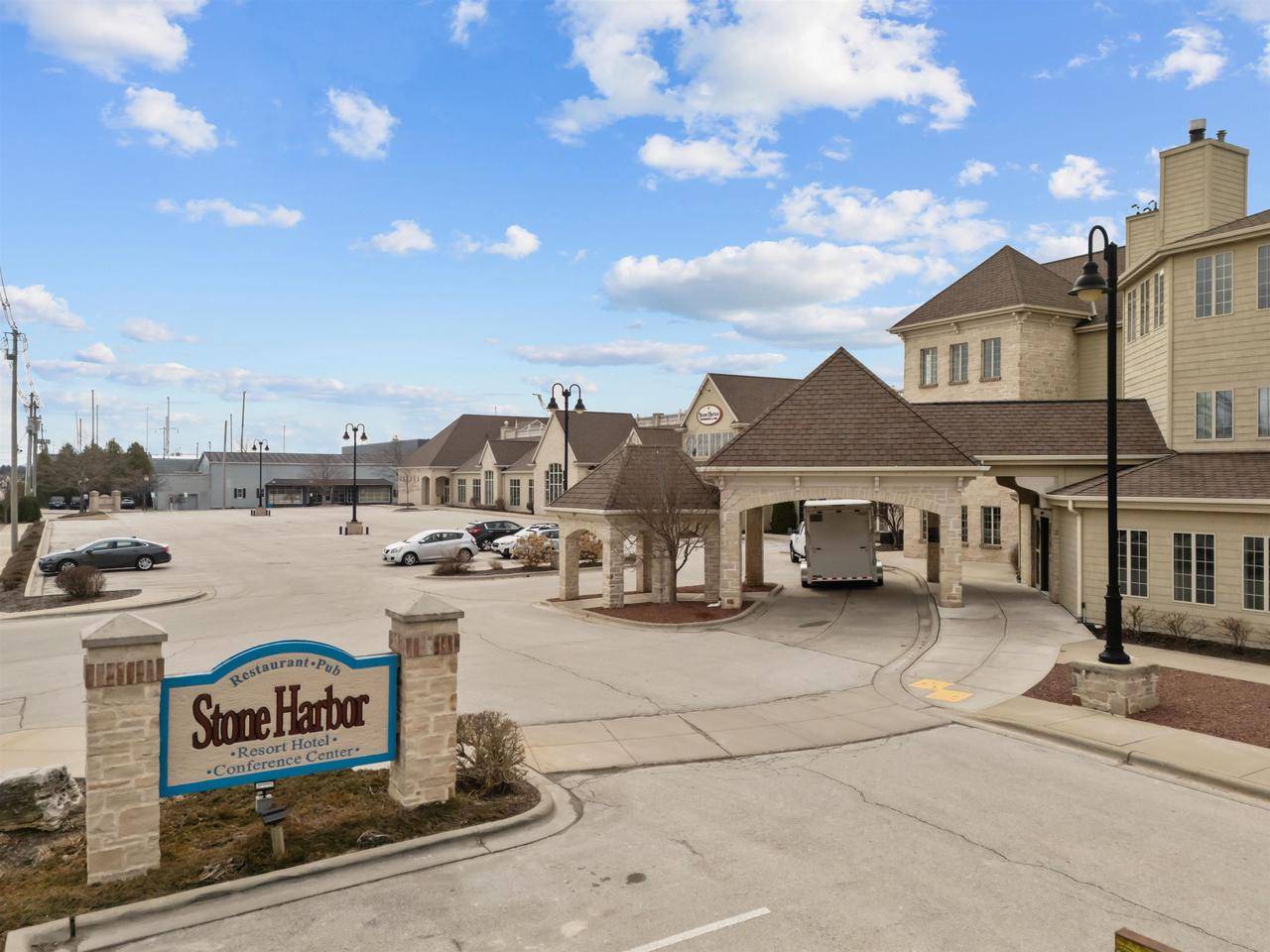 Sturgeon Bay, WI 54235,107 N 1ST AVENUE #223/225